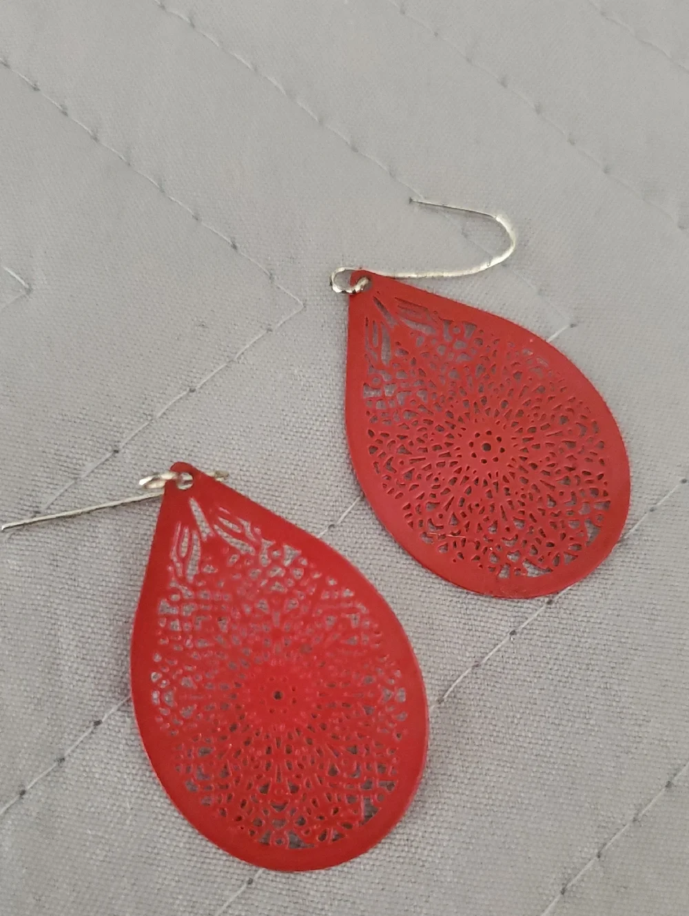 N/A red boho